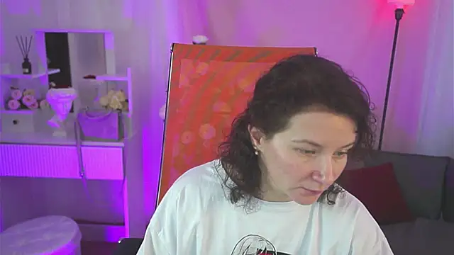AureliaGleam online show from 16, 5, 2026