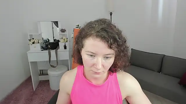 AureliaGleam online show from 6, 7, 2026