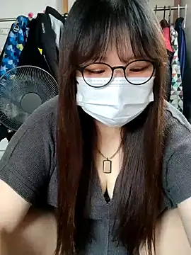 Snapshot of ao_chan_o0 chatting on 13, 7, 2026 ao chan o0 online show from 13, 7, 2026