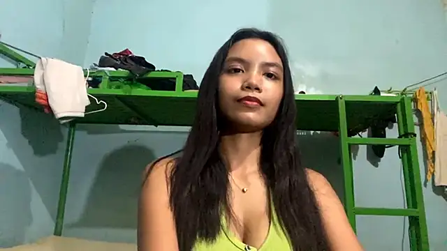 ValeryCatledge online show from 9, 5, 2026