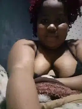 Snapshot of ChubbyMidgetxxx19 chatting on 13, 5, 2026 ChubbyMidgetxxx19 online show from 13, 5, 2026