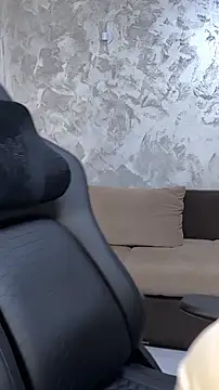 Snapshot of SophiePale chatting on 13, 11, 2025 SophiePale online show from 13, 11, 2025