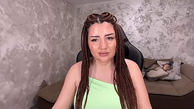 Snapshot of SophiePale chatting on 11, 2, 2025 SophiePale online show from 11, 2, 2025