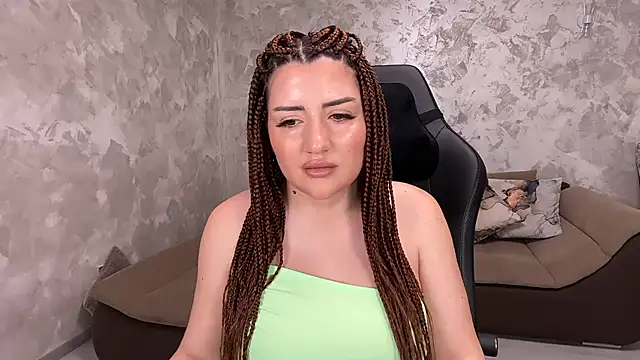 Snapshot of SophiePale chatting on 11, 2, 2025 SophiePale online show from 11, 2, 2025