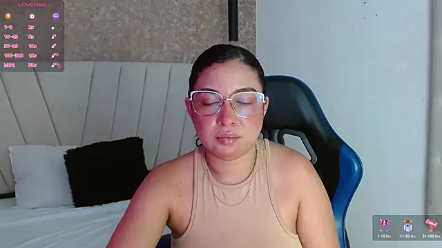 Snapshot of AliceSmity__ chatting on 11, 6, 2026 AliceSmity online show from 11, 6, 2026