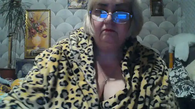 MarinaFarina53 online show from 15, 6, 2026