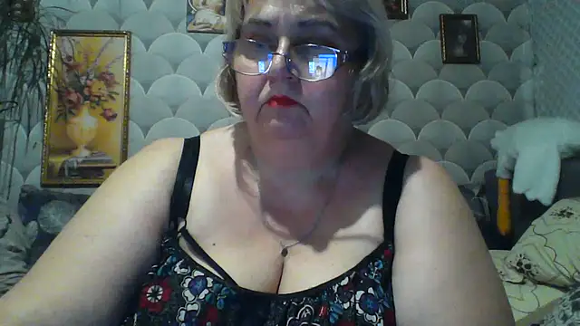 MarinaFarina53 online show from 11, 6, 2026
