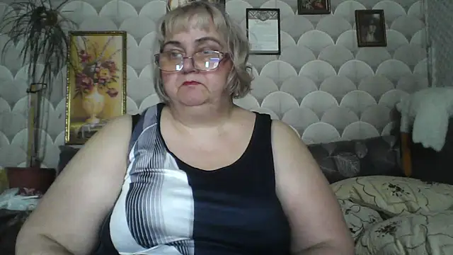 MarinaFarina53 online show from 5, 6, 2026