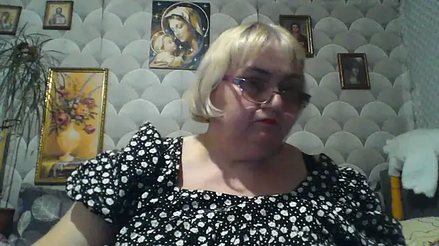MarinaFarina53 online show from 10, 6, 2026
