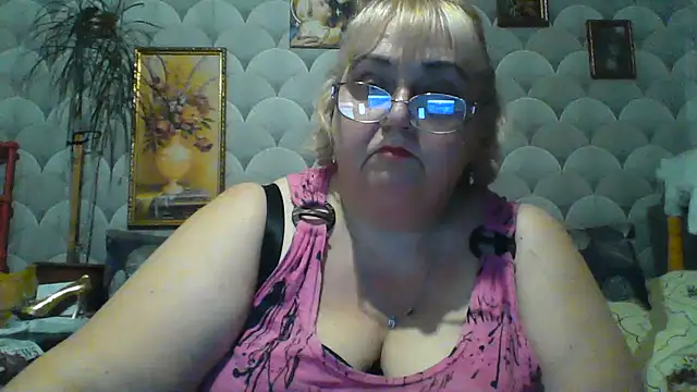 MarinaFarina53 online show from 24, 6, 2026