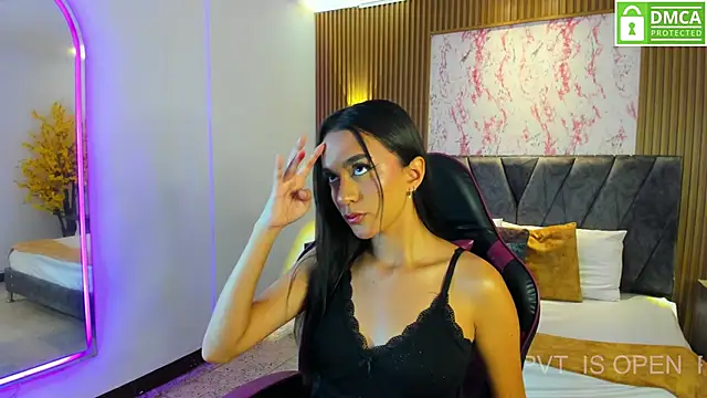 Aisha Vex online show from 13, 5, 2026