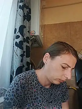 Ramonacoco online show from 8, 6, 2026