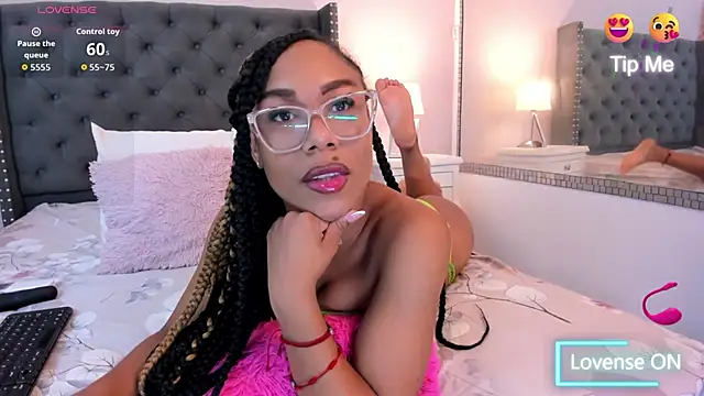 Erikaamore online show from 16, 6, 2026