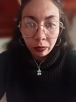 Mia essence online show from 30, 7, 2026