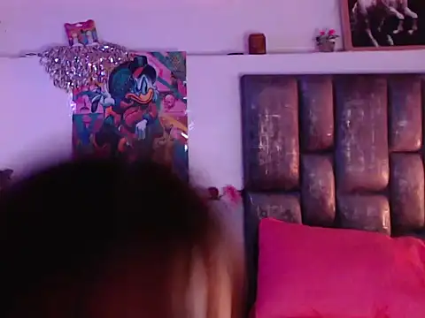 Snapshot of Violeta-Roslin chatting on 28, 5, 2026 Violeta-Roslin online show from 28, 5, 2026
