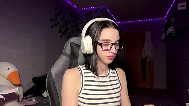 NightFoxxx online show from 28, 5, 2026