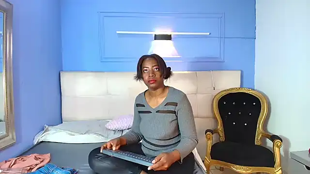 Snapshot of kassandra_Brownn chatting on 5, 6, 2026 kassandra Brownn online show from 5, 6, 2026