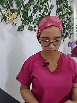 alanahot94 online show from 17, 6, 2026