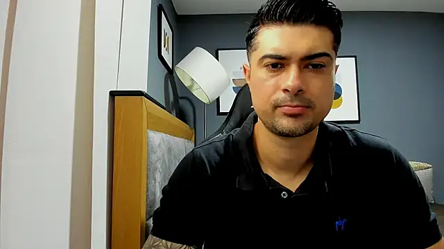 Snapshot of ZEI-001 chatting on 21, 6, 2026 ZEI-001 online show from 21, 6, 2026