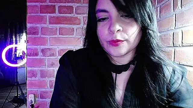 DarkRoseUwU online show from 20, 6, 2026