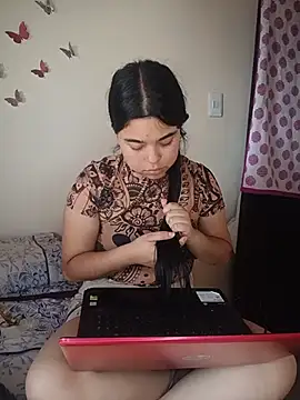 Snapshot of MiiaHott_W chatting on 12, 6, 2026 MiiaHott W online show from 12, 6, 2026