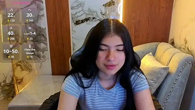 Snapshot of alesia_v_v chatting on 23, 7, 2026 alesia v v online show from 23, 7, 2026