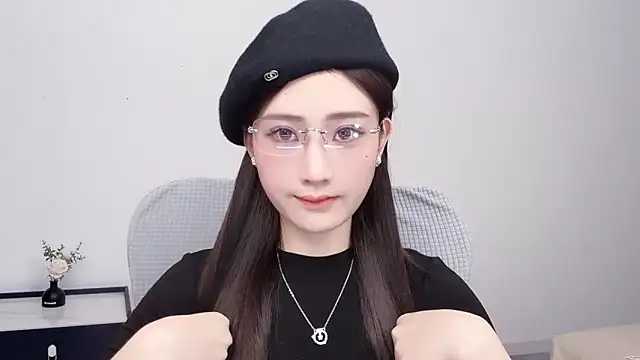  222Mia online show from 17, 5, 2026