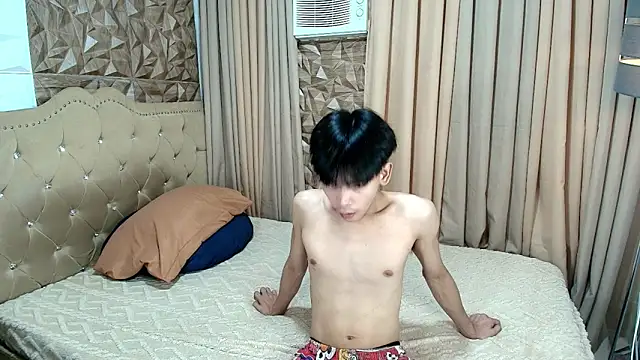 UrcutieguyxLover online show from 9, 5, 2026