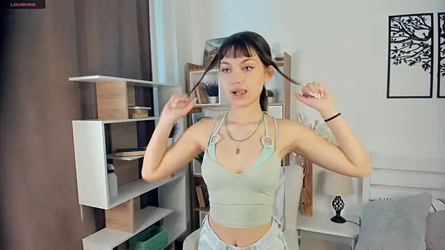 Snapshot of LupitaSolt chatting on 19, 5, 2026 LupitaSolt online show from 19, 5, 2026