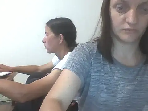 Kimmy Webb online show from 19, 6, 2026