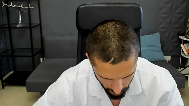 TroyWadee online show from 26, 6, 2026