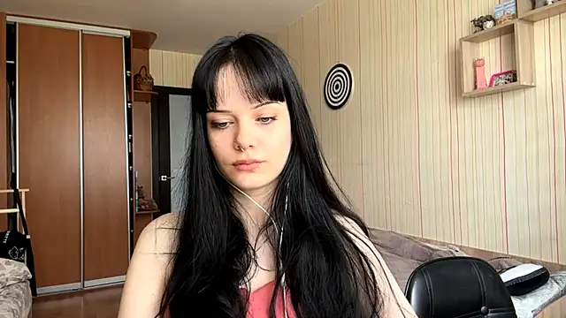 CharmaineElles online show from 25, 6, 2026
