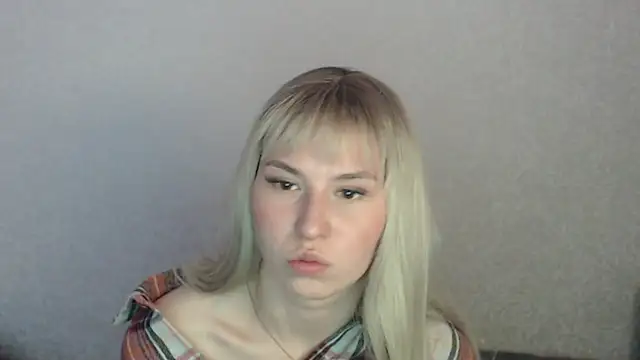 polly holyy online show from 14, 5, 2026