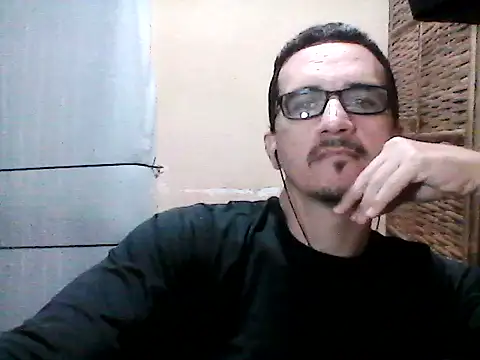 DouglasBr22 online show from 10, 5, 2026