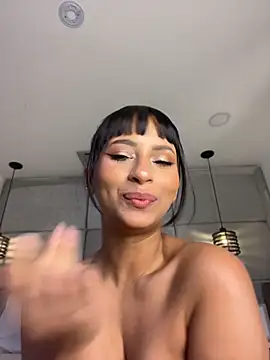 Snapshot of VictoriaShellby chatting on 2, 6, 2026 VictoriaShellby online show from 2, 6, 2026