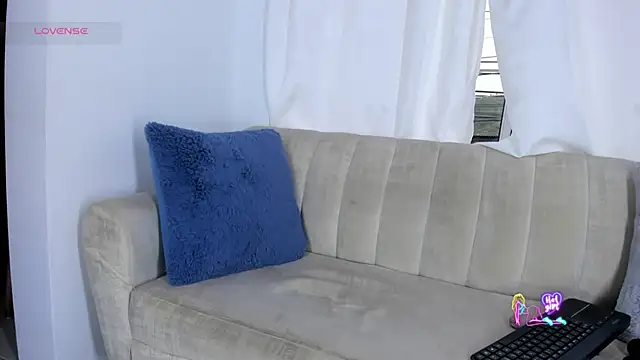 Snapshot of Baby_Miel chatting on 23, 6, 2026 Baby Miel online show from 23, 6, 2026