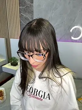 EmiliaBell  online show from 29, 5, 2026