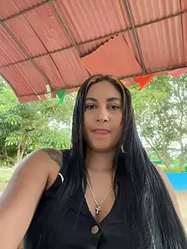 Snapshot of Malory_xx chatting on 4, 7, 2026 Malory xx online show from 4, 7, 2026