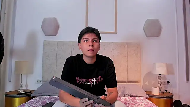  maximo 1 online show from 30, 5, 2026