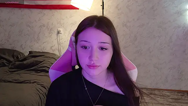Luvellia online show from 9, 7, 2026