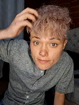 Megan-r online show from 9, 5, 2026