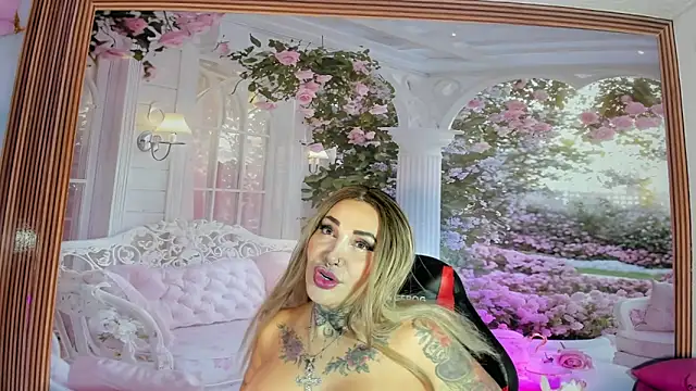 LaylaWatsson online show from 26, 5, 2026