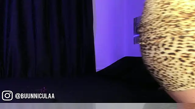 LarissaHell online show from 14, 6, 2026