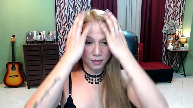 dreamgirlHILARY online show from 20, 7, 2026