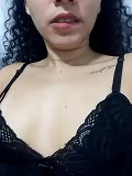 Snapshot of venuseyes25 chatting on 6, 6, 2026 venuseyes25 online show from 6, 6, 2026