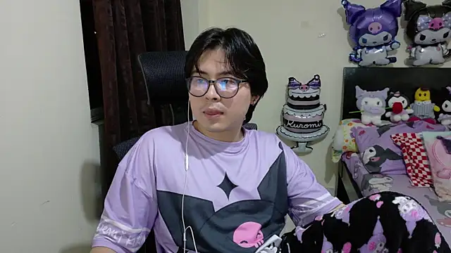 kuromi boy online show from 7, 6, 2026