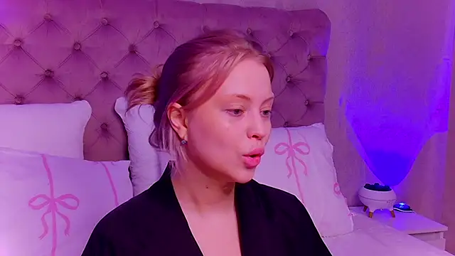 Snapshot of DorissHilton chatting on 25, 5, 2026 DorissHilton online show from 25, 5, 2026