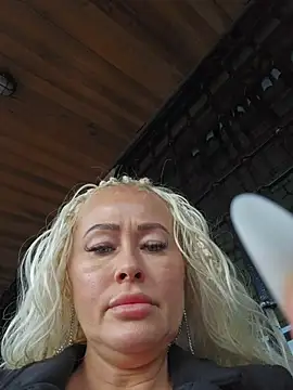 MILFBARBY online show from 1, 10, 2025