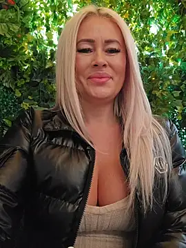 MILFBARBY online show from 16, 11, 2025