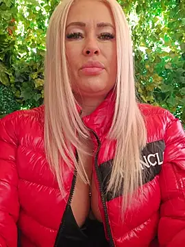 MILFBARBY online show from 9, 11, 2025